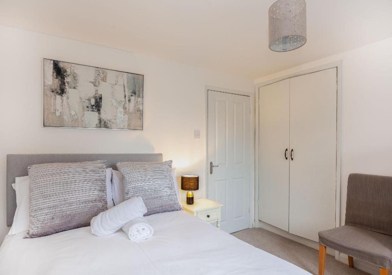 Casa de Férias Spacious 3 Bed House With Large Garden In Aynho! Aynho