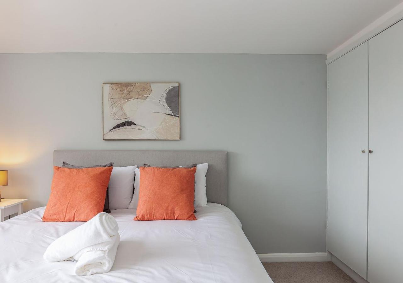Casa de Férias Spacious 3 Bed House With Large Garden In Aynho!